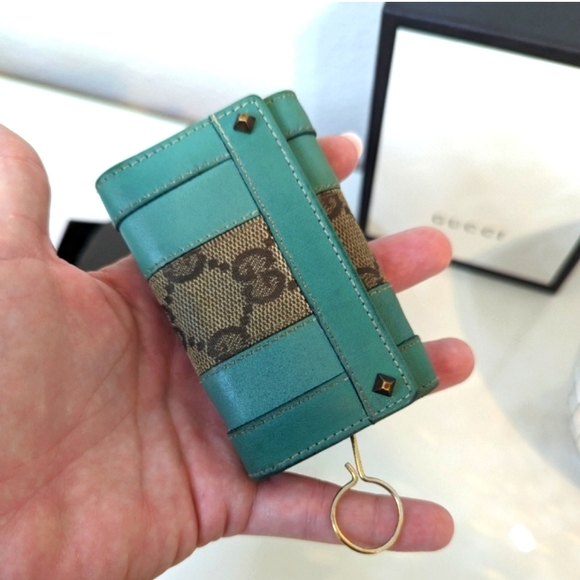 GUCCI AUTHENTIC LEATHER KEYHOLDER MONOGRAM CANVAS WITH BOX INCLUDED - Picture 2 of 10